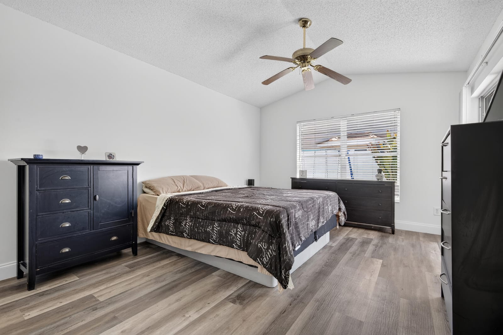 7816 MANOR FOREST Lane — photo 11