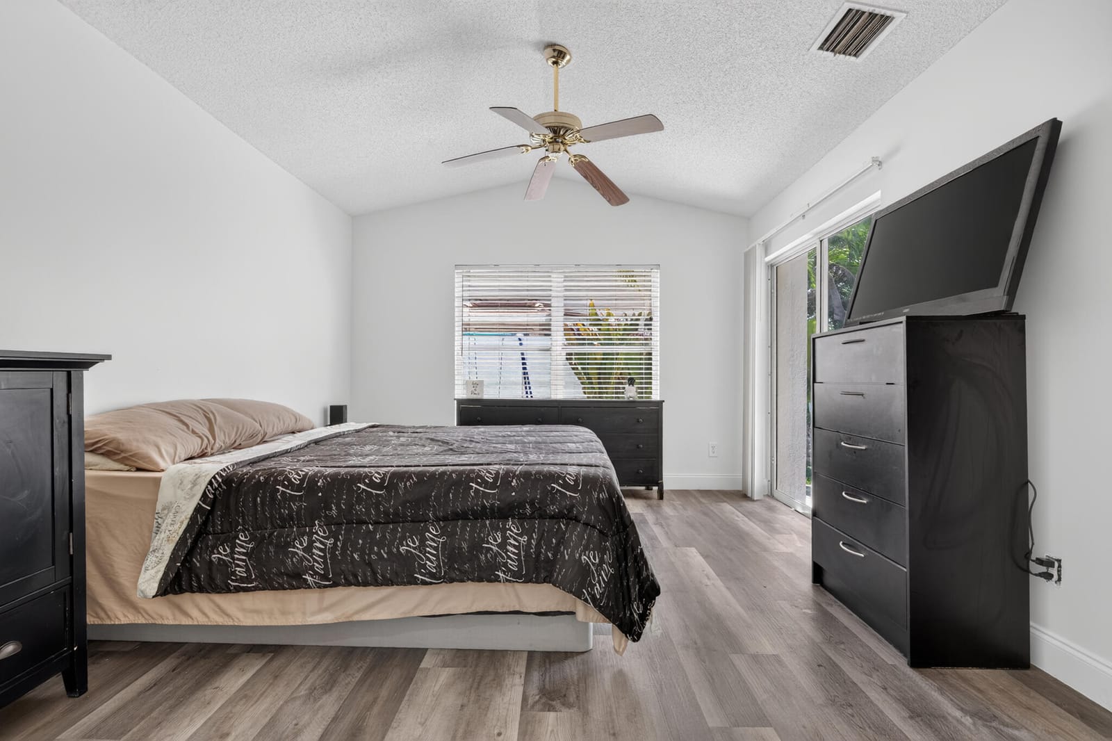 7816 MANOR FOREST Lane — photo 12