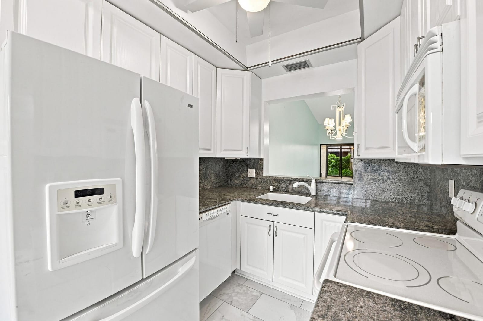 3872 Vine Trail D — photo 8