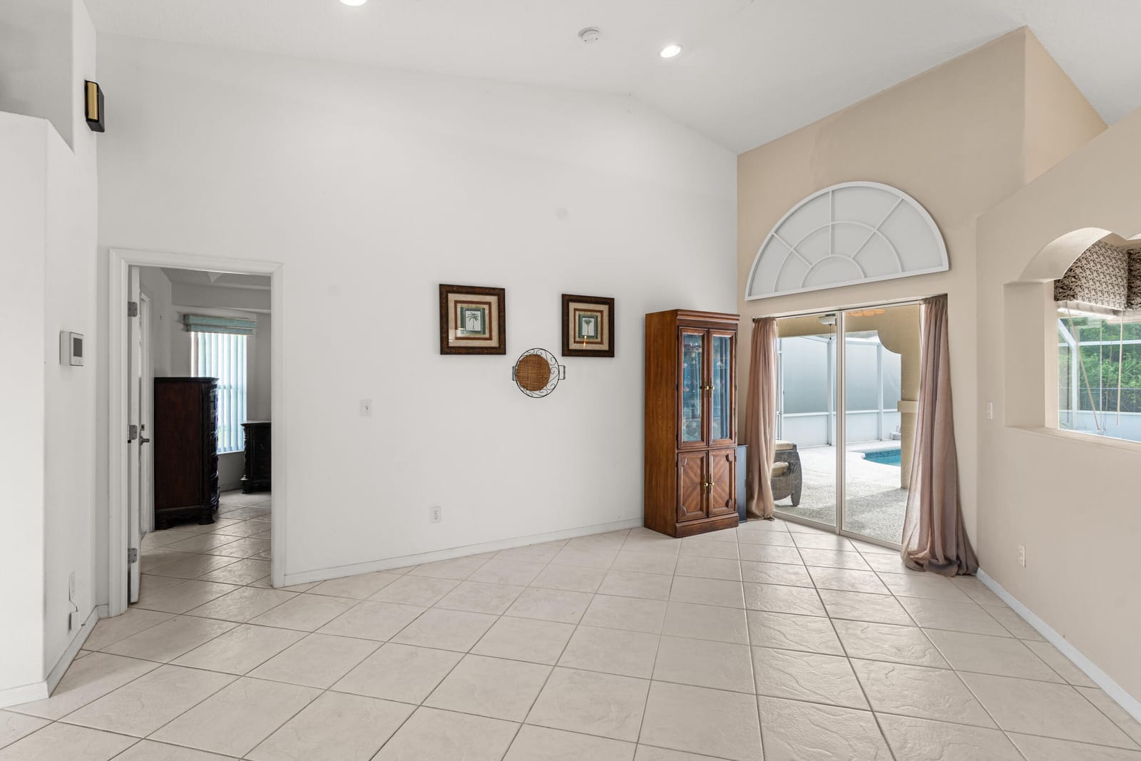 3402 SW Edo Street — photo 2