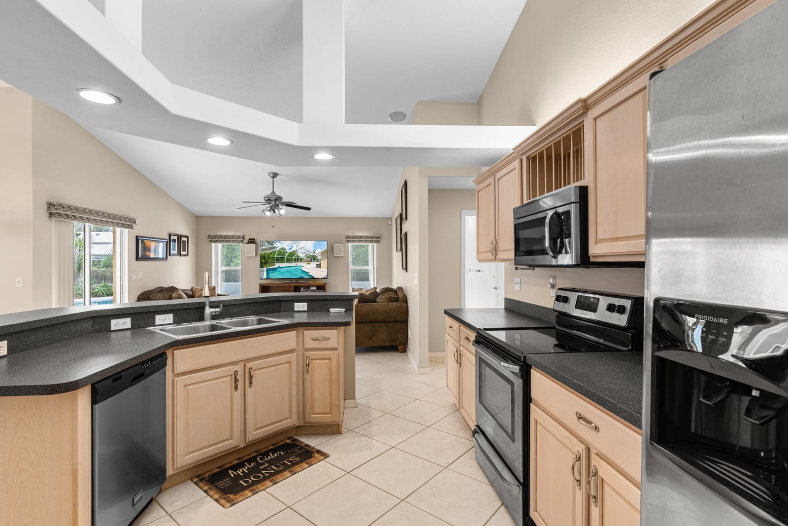 3402 SW Edo Street — photo 7