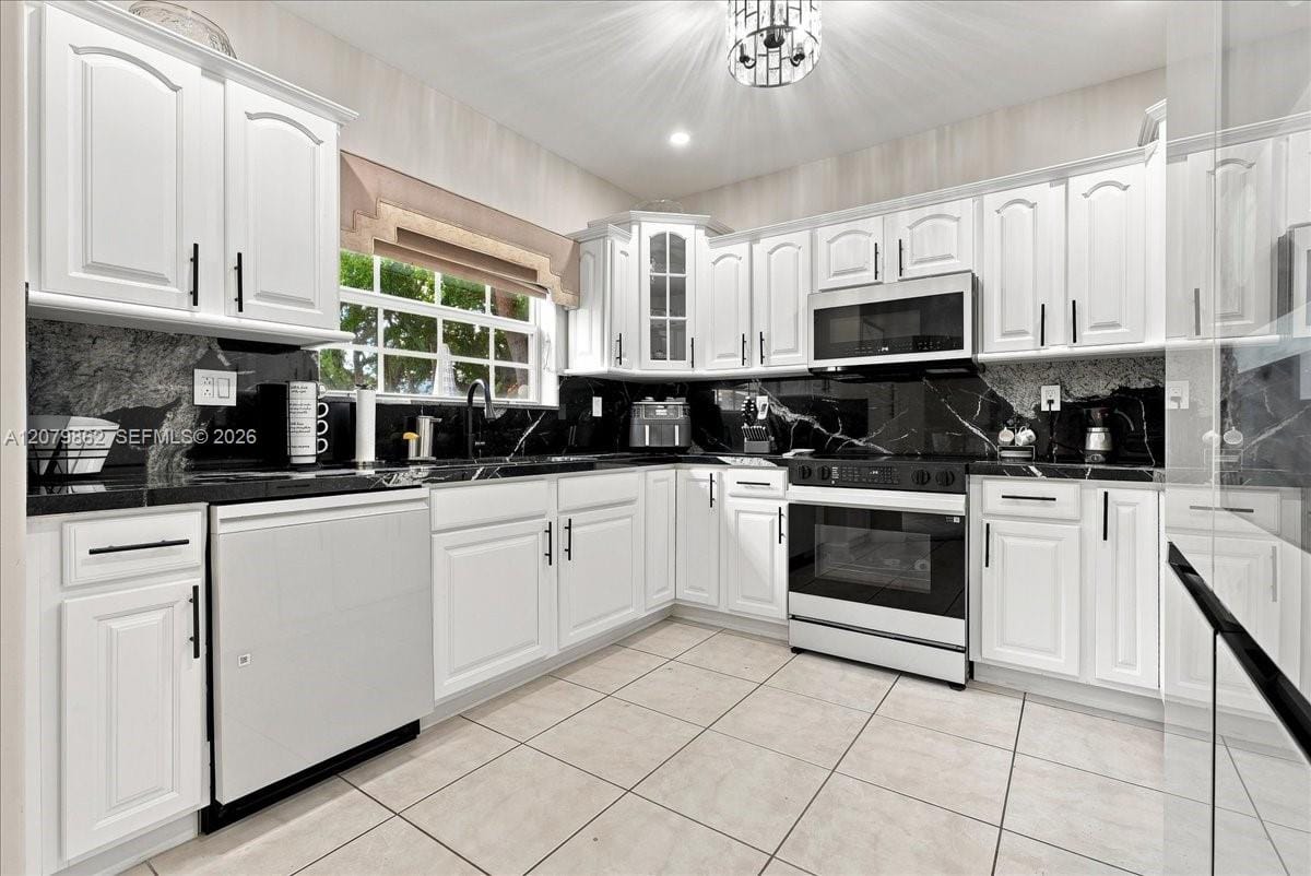 8254 NW 165th Street 8254, Miami Lakes, FL 33016 photo 16