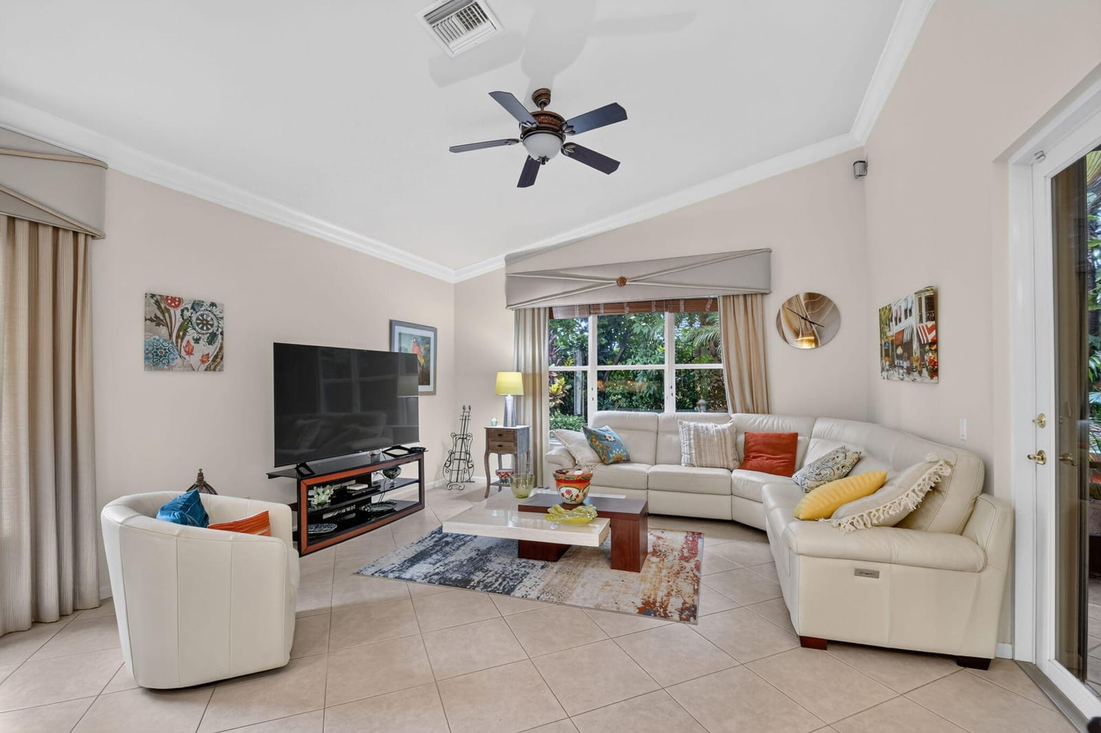 8934 MAJORCA BAY Drive — photo 11