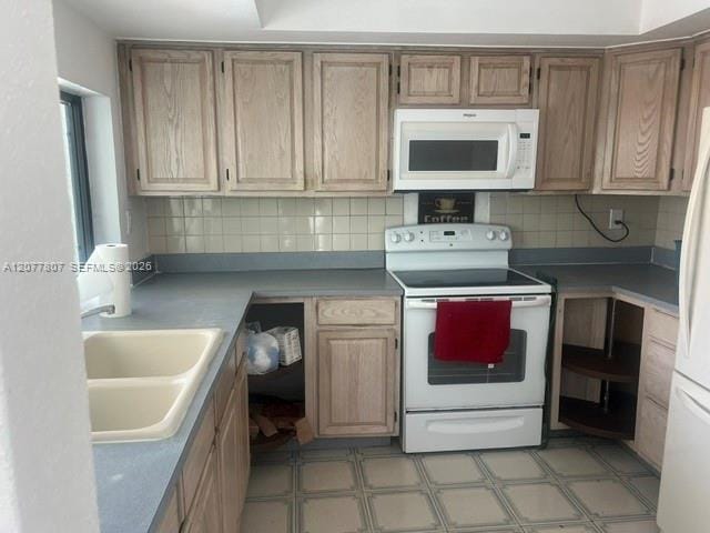 15821 SW 102nd Court, Miami, FL 33157 photo 2