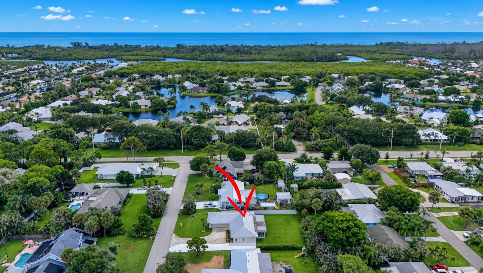 8816 SE ALABAMA Place, Hobe Sound, FL 33455