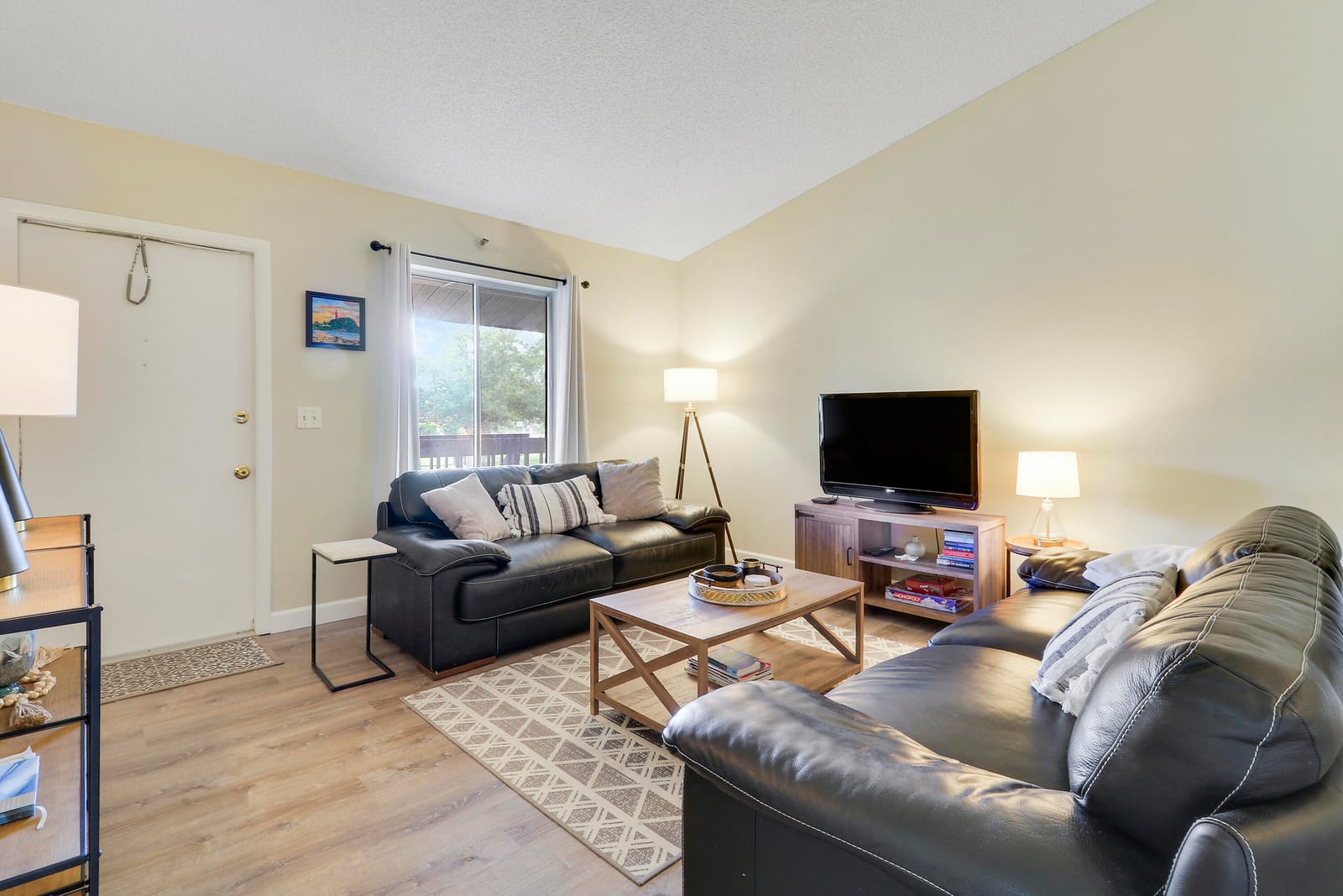 6414 CHASEWOOD Drive F — photo 4