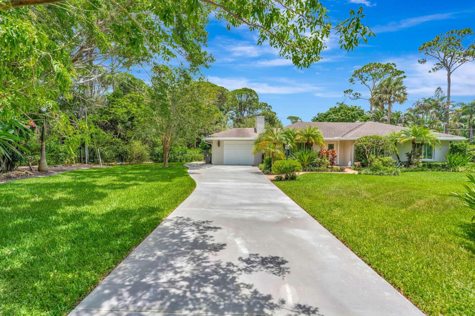 5531 HIBISCUS Road, Jupiter, FL 33458 - photo 1 of 24