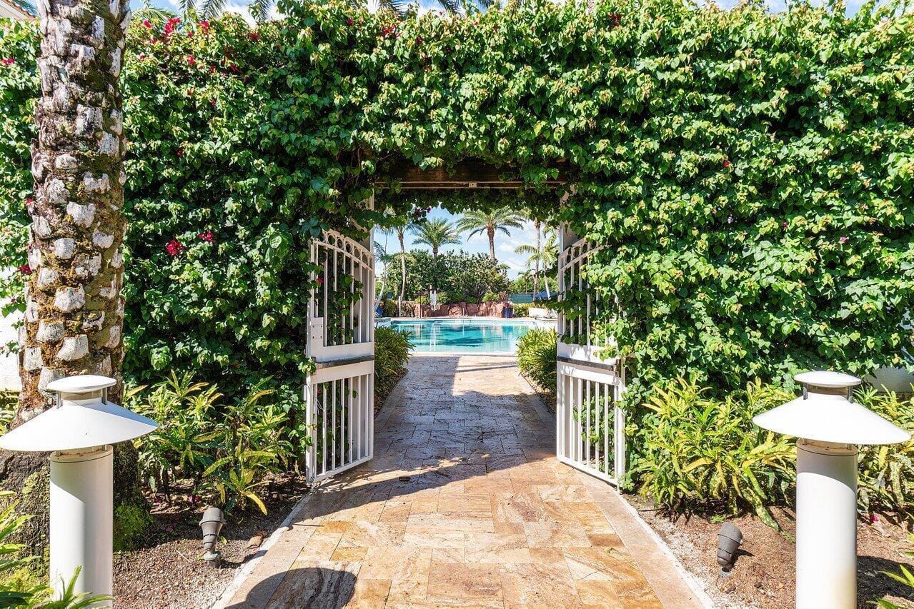 4484 Bocaire Boulevard, Boca Raton, FL 33487 photo 30
