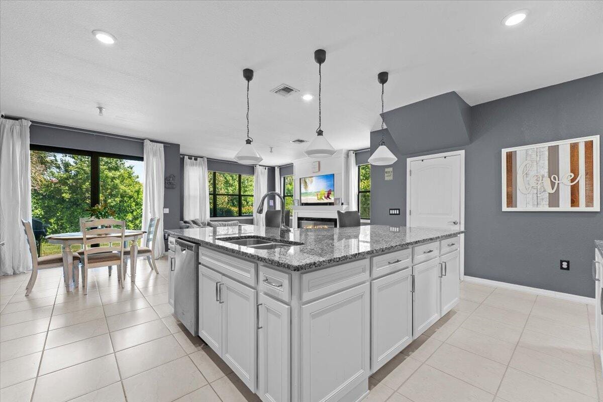 4606 San Fratello Circle — photo 9