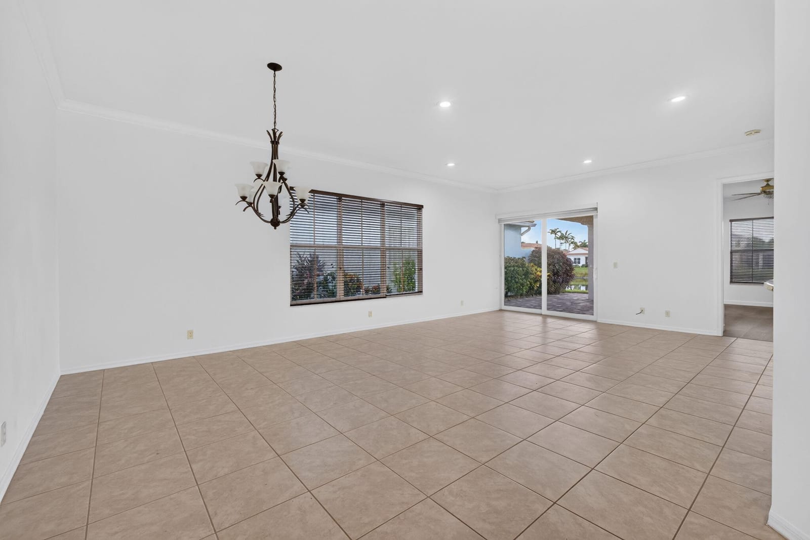 206 ISLE VERDE Way, Palm Beach Gardens, FL 33418 photo 14
