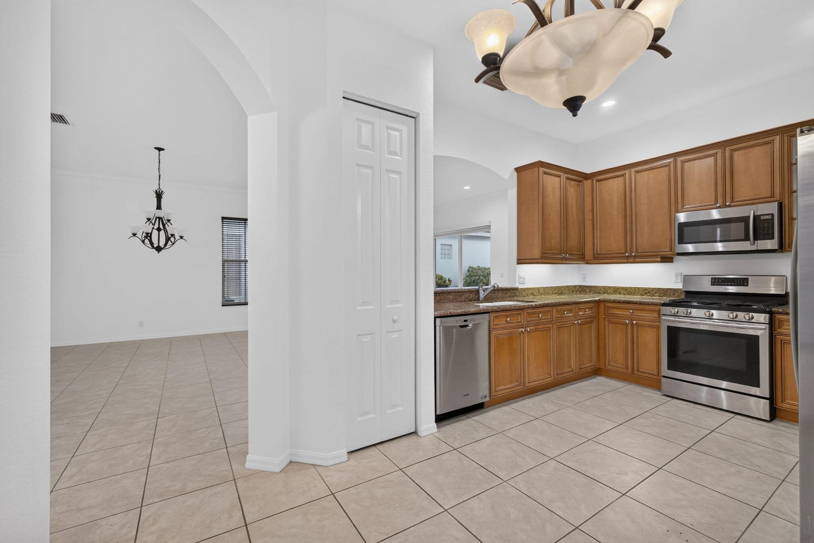 206 ISLE VERDE Way, Palm Beach Gardens, FL 33418 photo 17