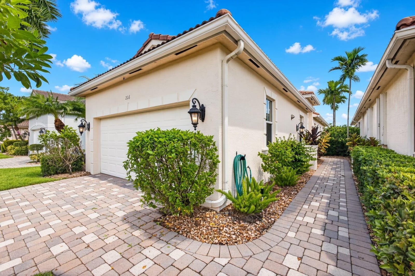 206 ISLE VERDE Way — photo 4