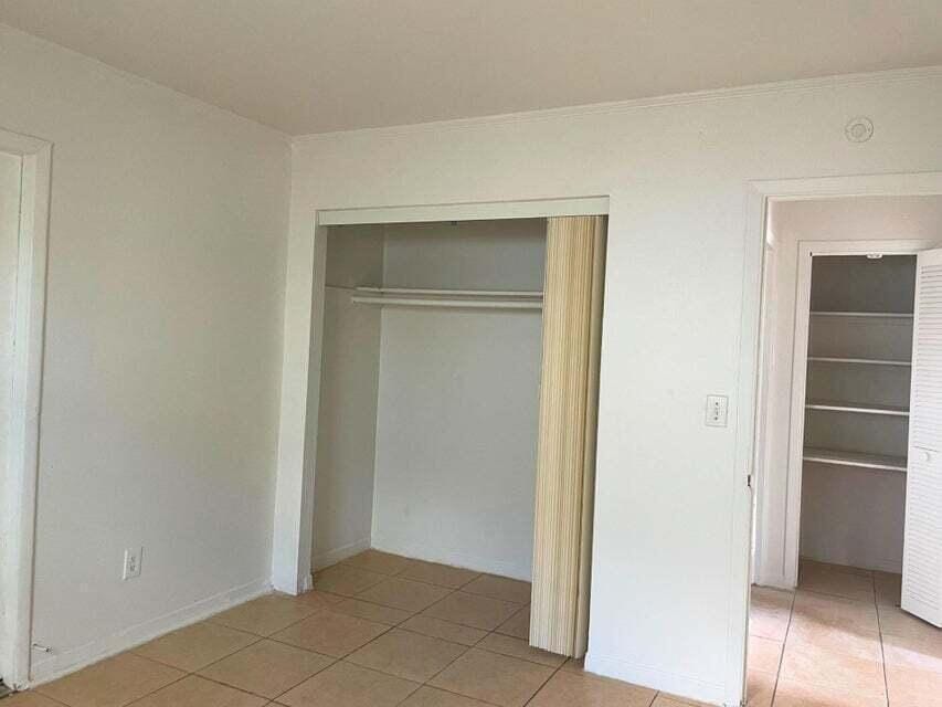 243 SE 24th Avenue, Boynton Beach, FL 33435 photo 4