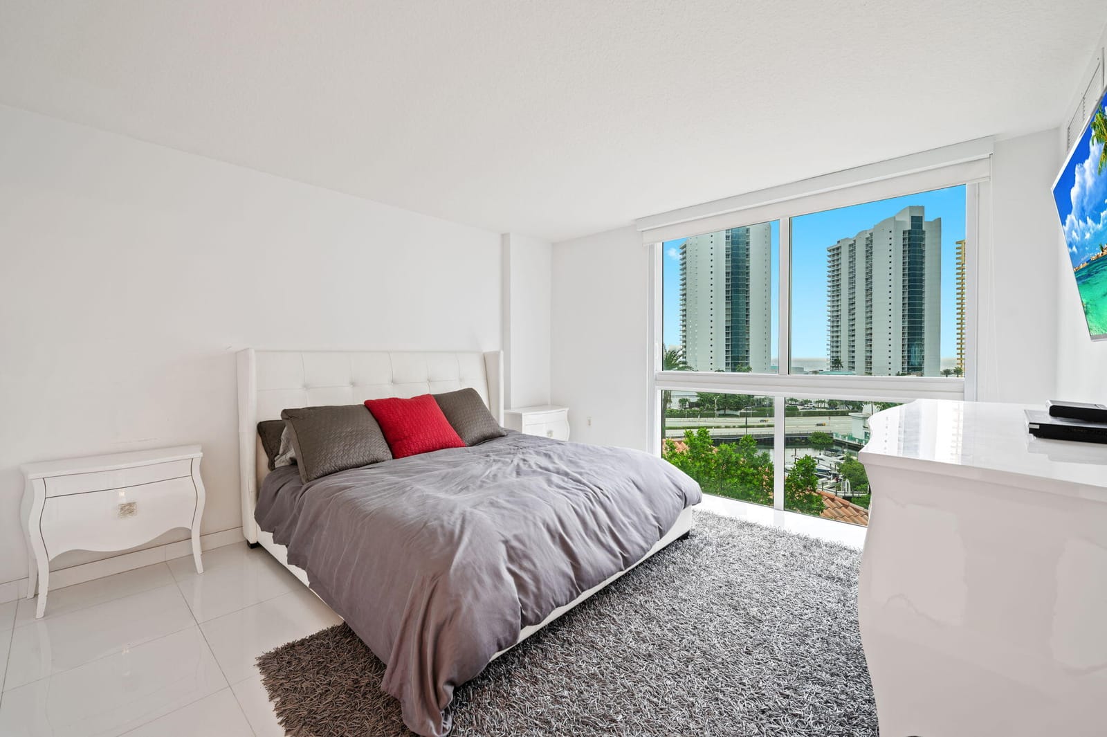 200 SUNNY ISLES Boulevard 2-806 — photo 12