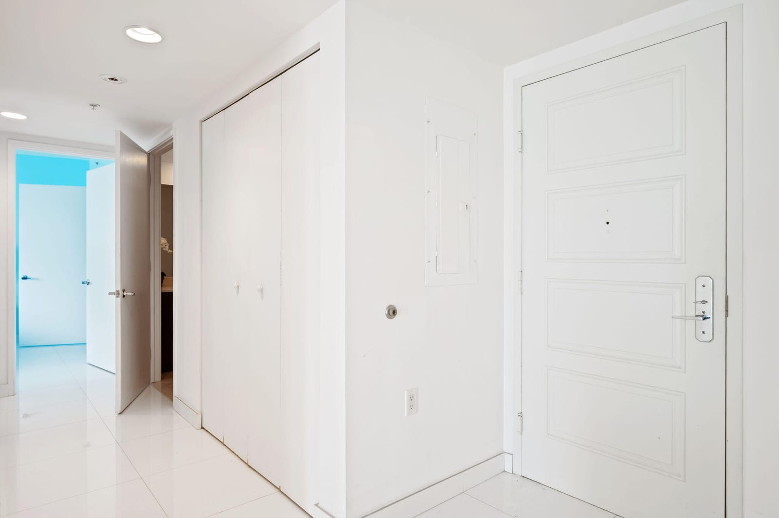 200 SUNNY ISLES Boulevard 2-806 — photo 5