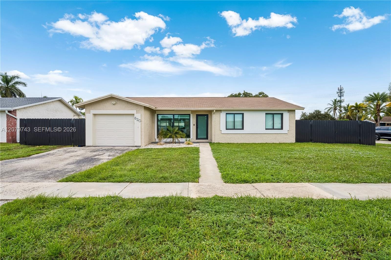 620 NW 98th Avenue, Pembroke Pines, FL 33024