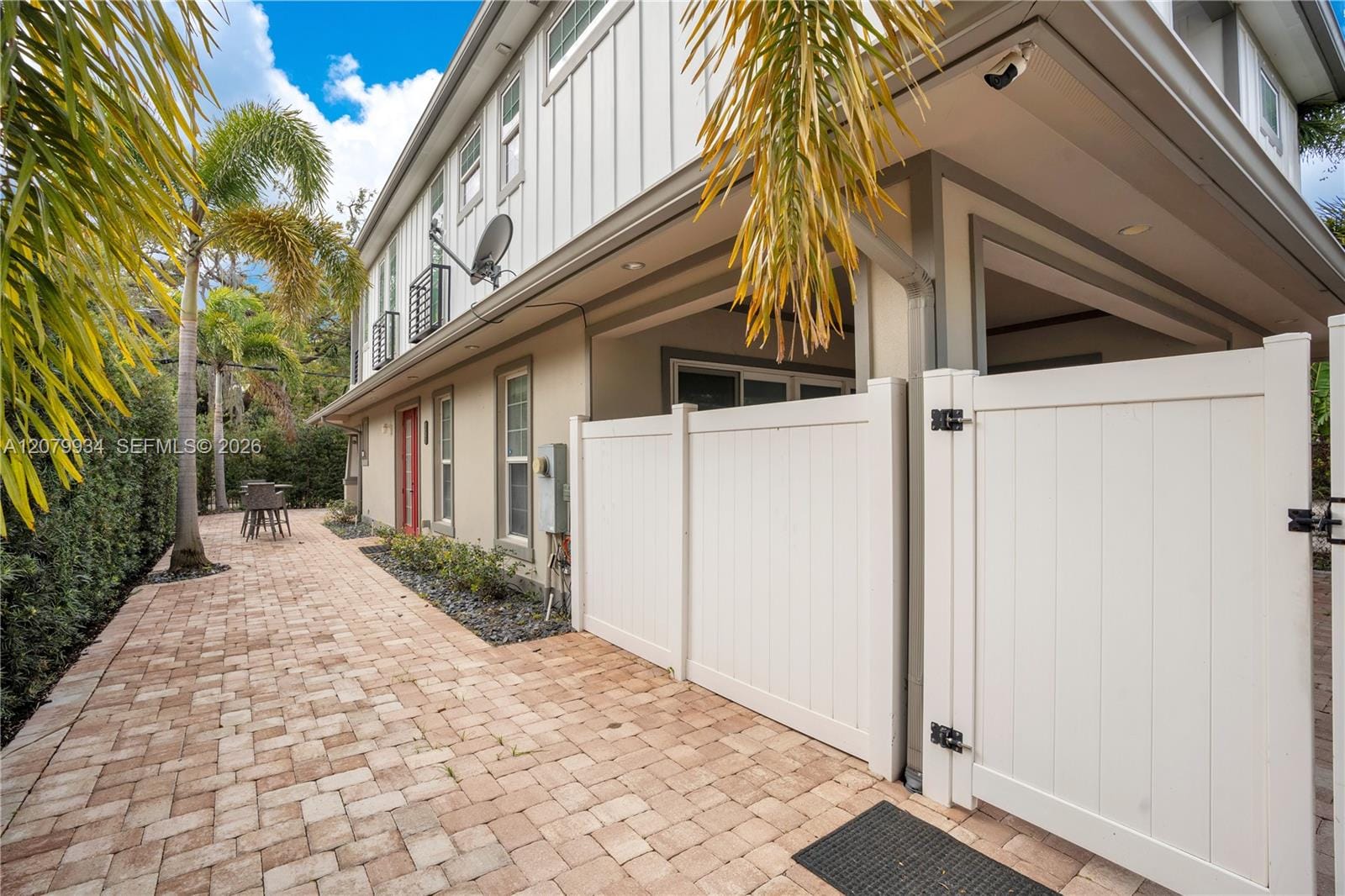 555 Peachtree Road, Orlando, FL 32804 photo 4