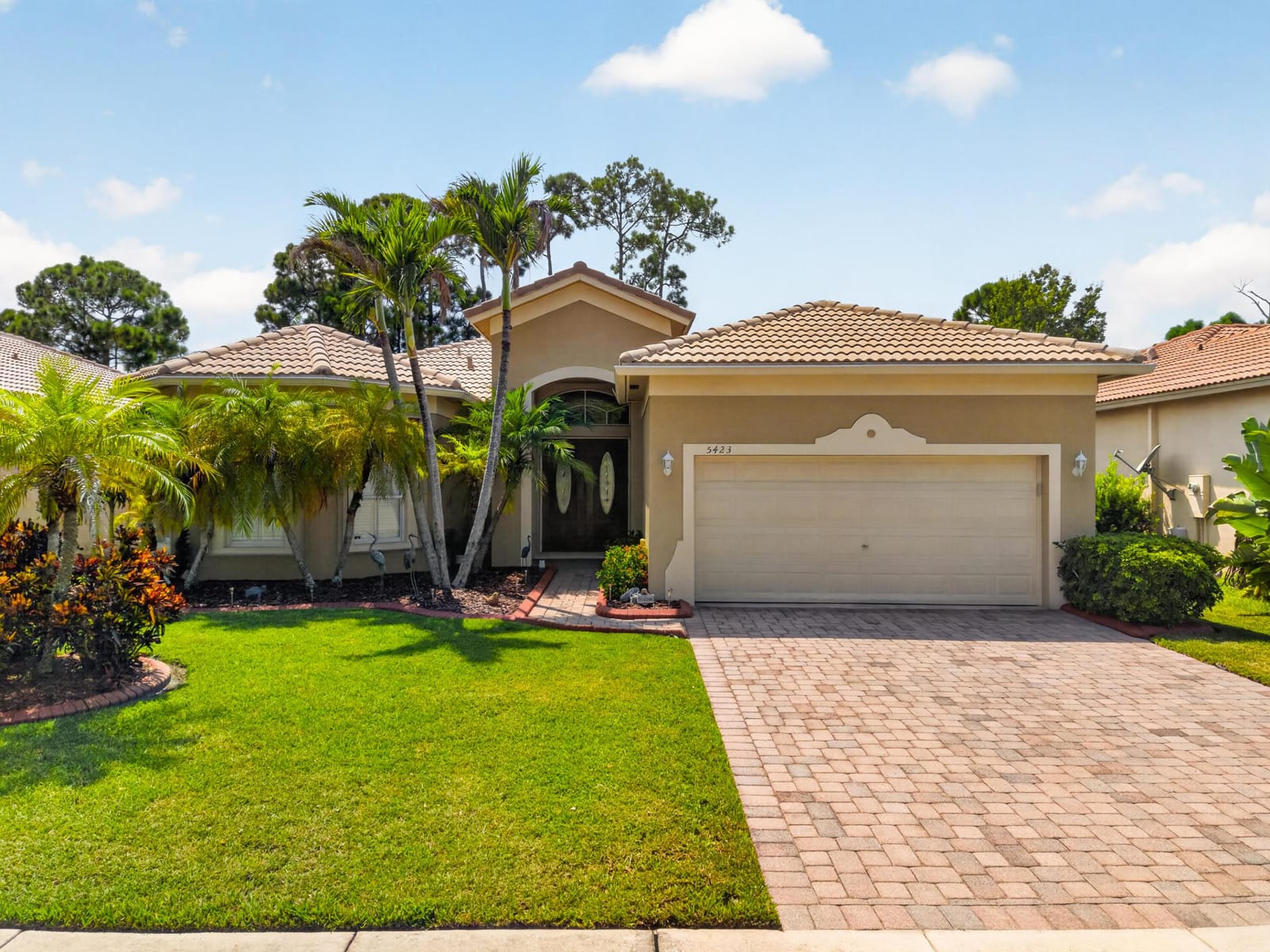 5423 PLACE LAKE Drive — photo 3