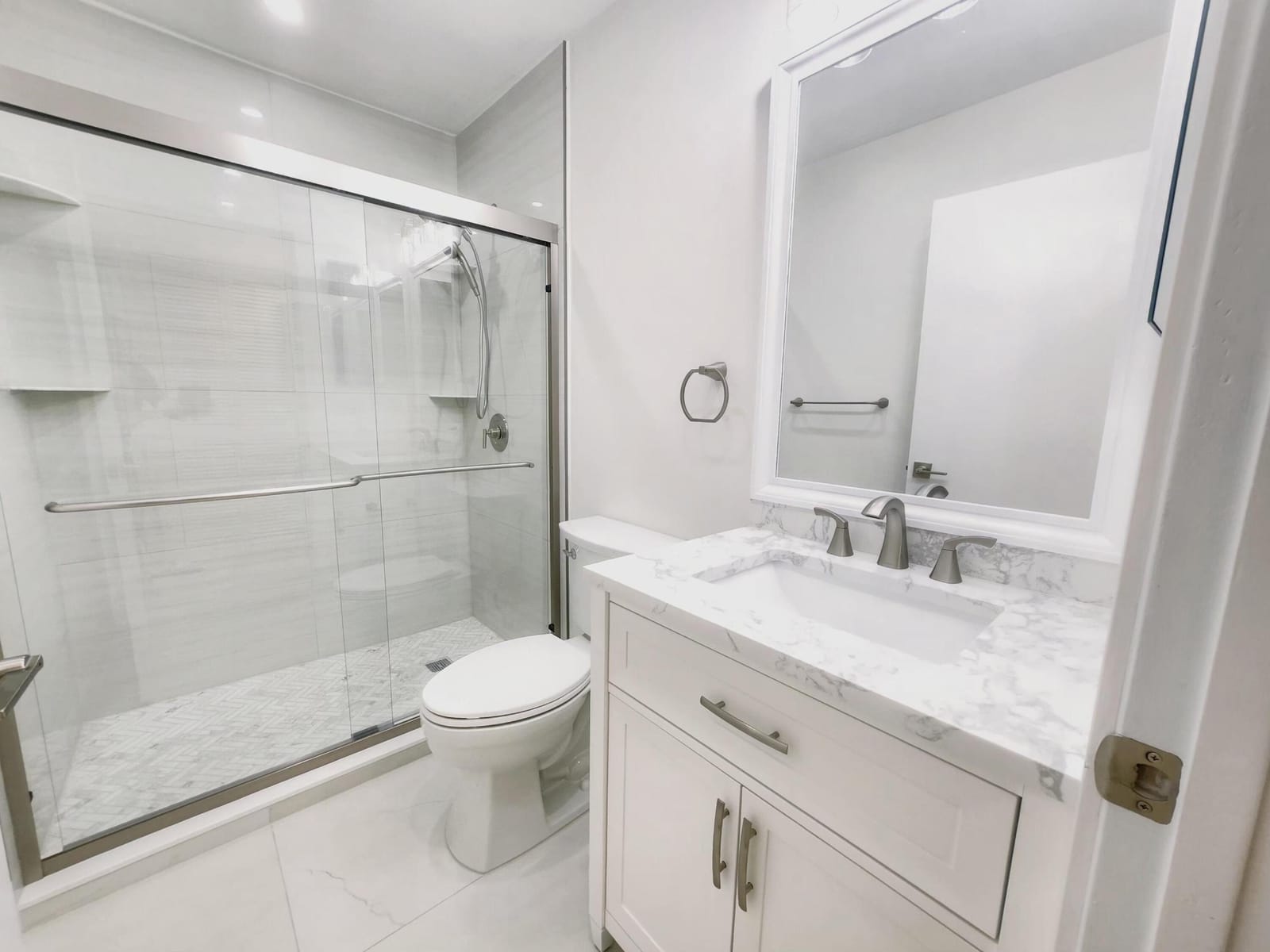 30 PELICAN POINTE Drive 201, Delray Beach, FL 33483 photo 21