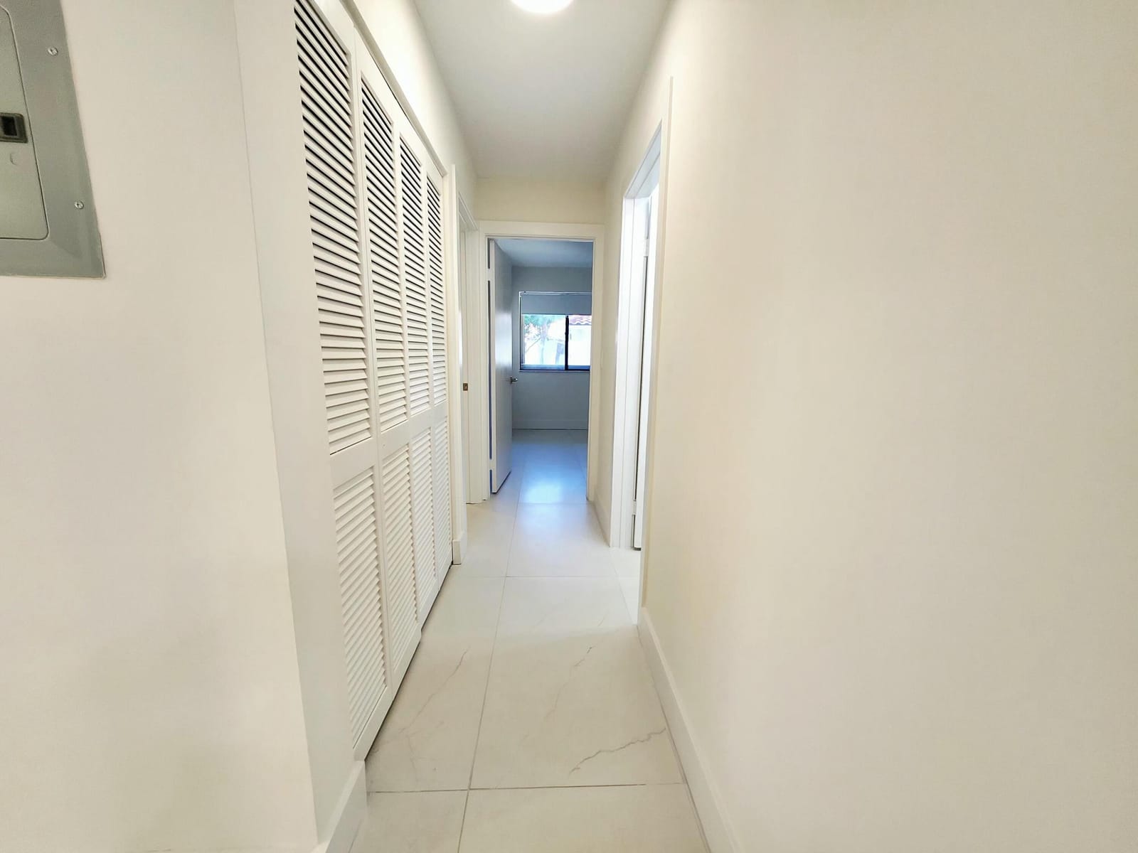 30 PELICAN POINTE Drive 201, Delray Beach, FL 33483 photo 23