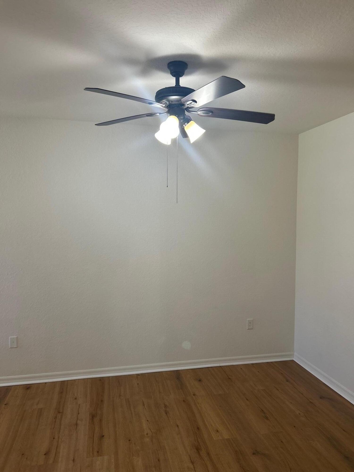 272 SE KITCHING Circle — photo 3