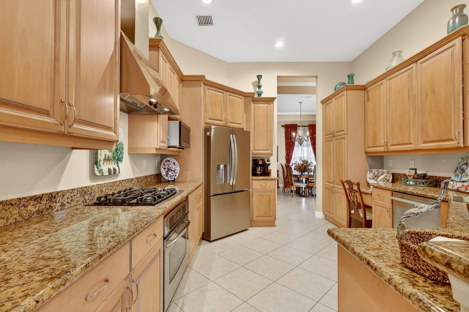 303 NW BAYSIDE Court — photo 11