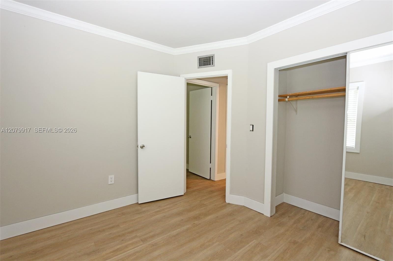 3375 Franklin Avenue B — photo 7