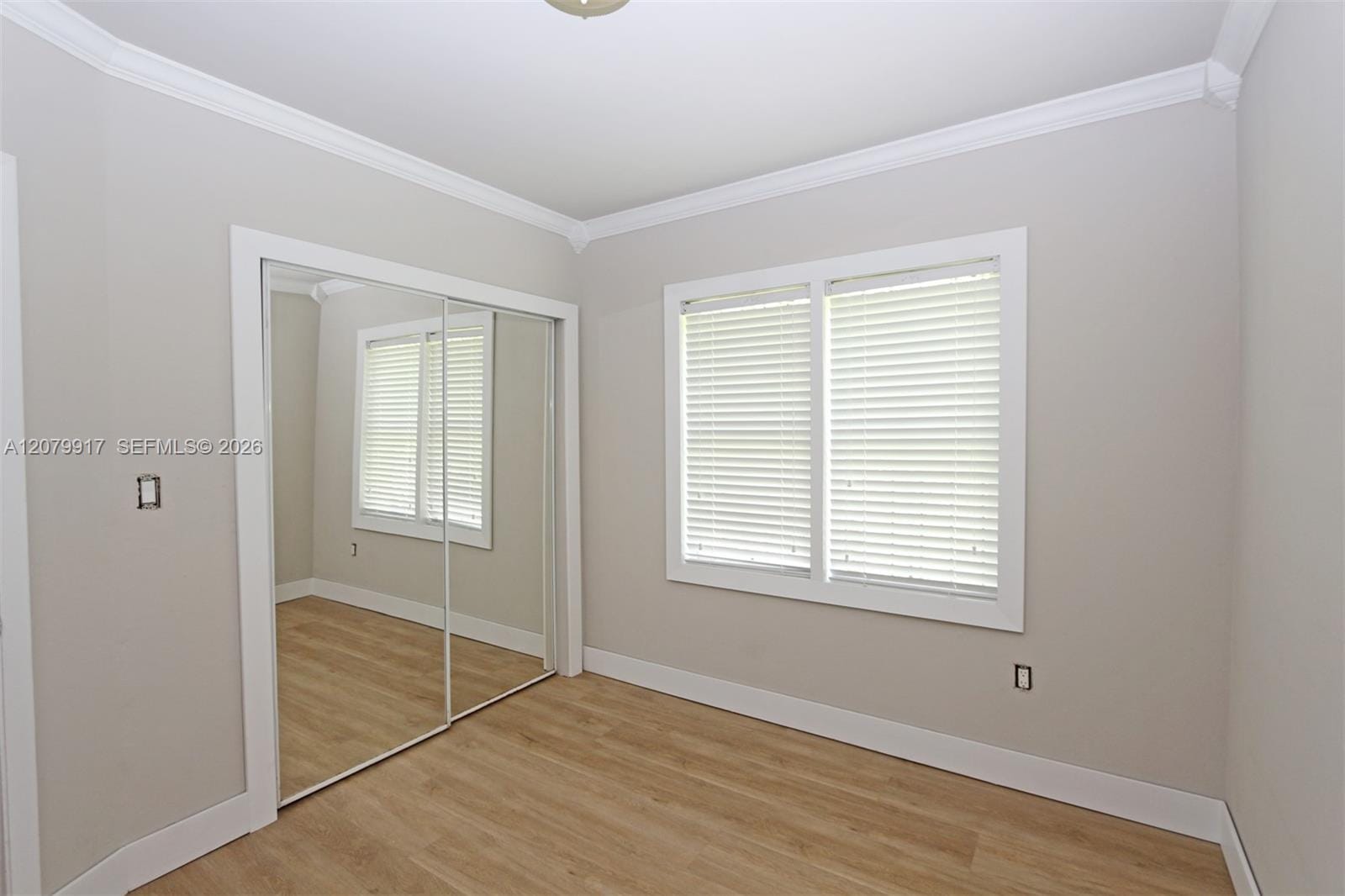 3375 Franklin Avenue B — photo 8