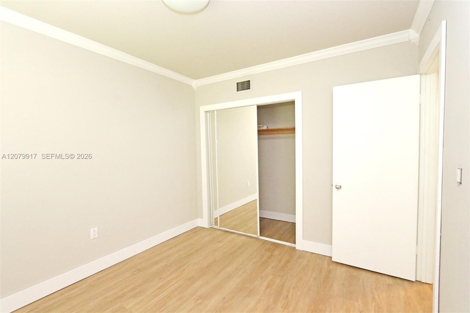 3375 Franklin Avenue B — photo 10
