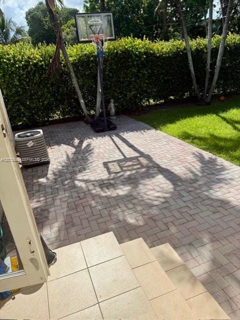 270 NE 169th Street, North Miami Beach, FL 33162 photo 30