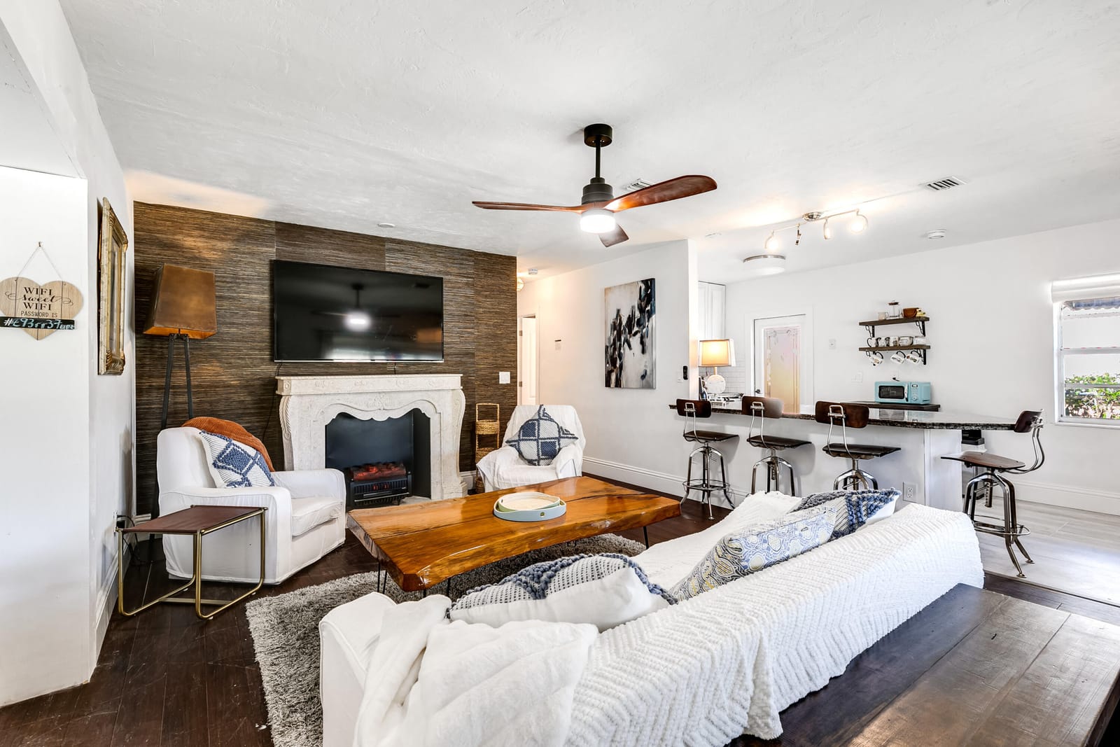 609 S ARNOLD Avenue, Lantana, FL 33462