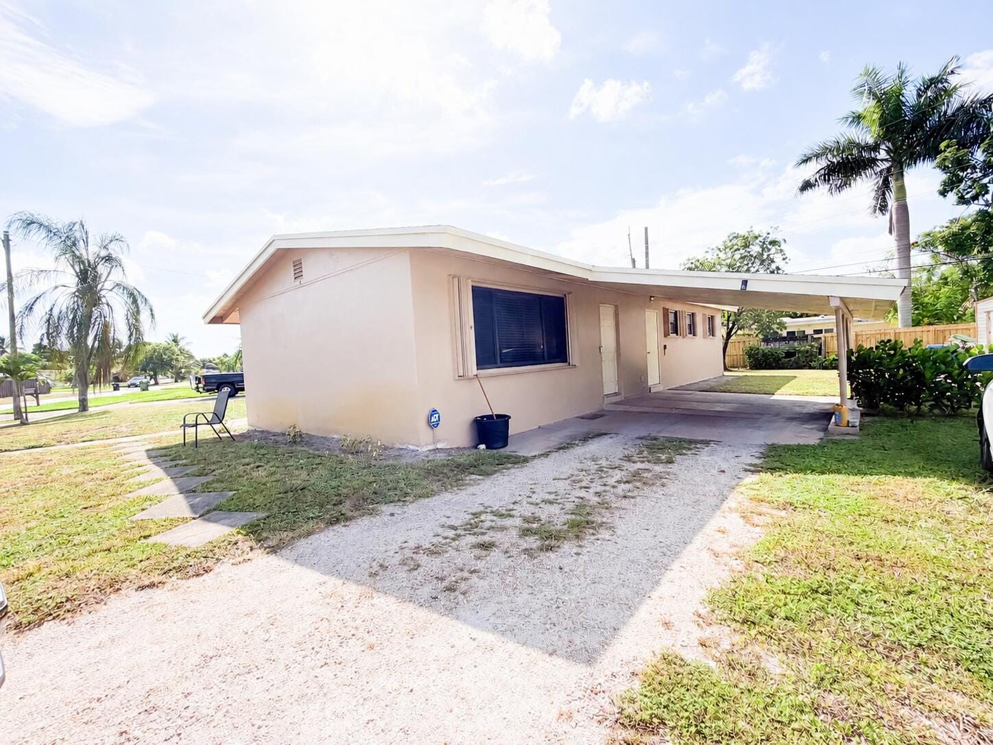1200 NW 18th Street — photo 2