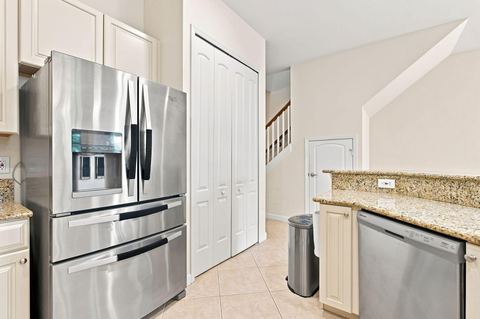 6179 NW Helmsdale Way — photo 10