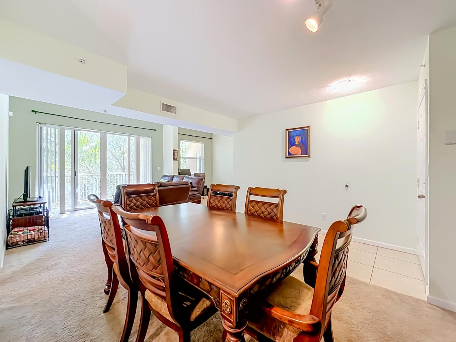 519 E Sheridan Street 4042 — photo 7