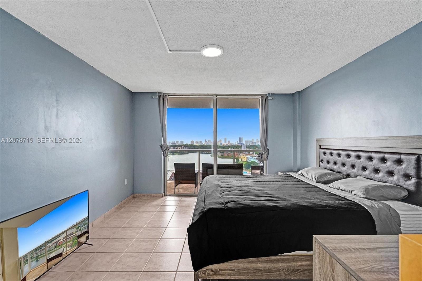 1351 NE Miami Gardens Drive 1504E — photo 5