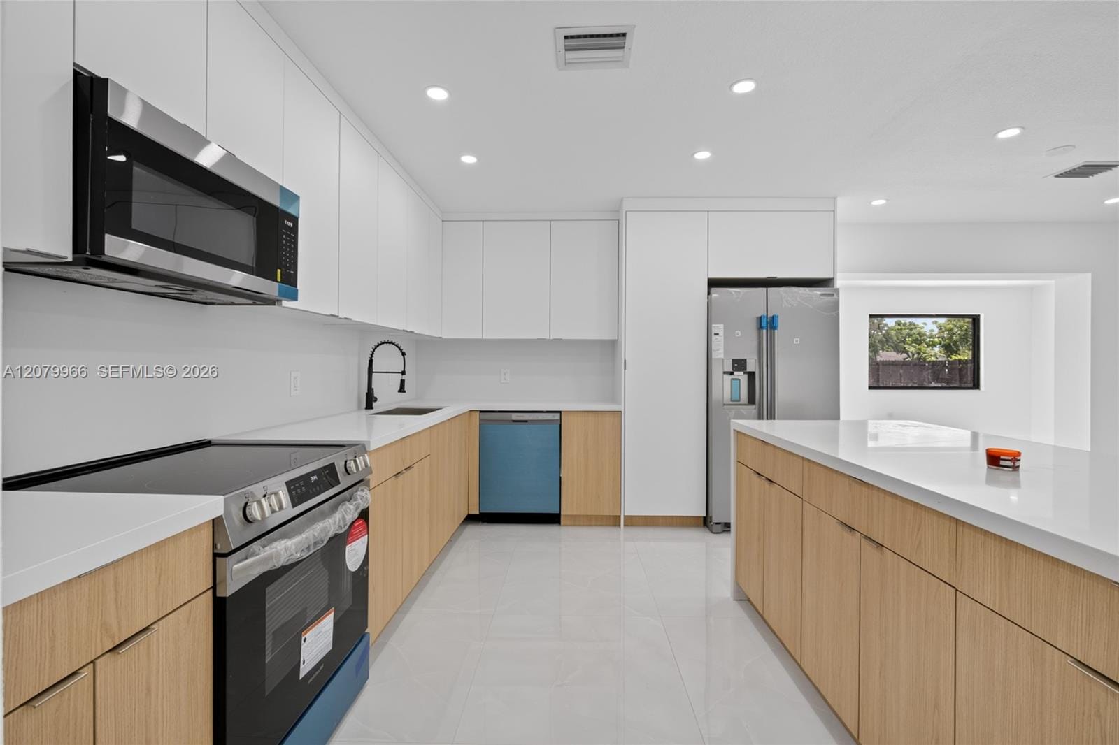 1200 NE 204th Terrace, Miami, FL 33179 photo 12