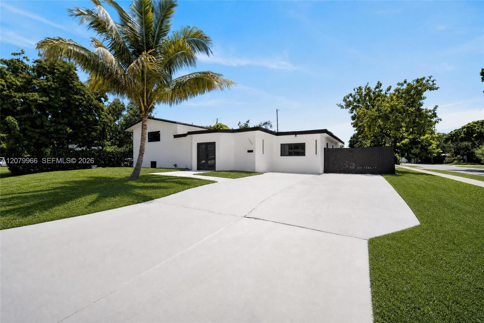 1200 NE 204th Terrace, Miami, FL 33179