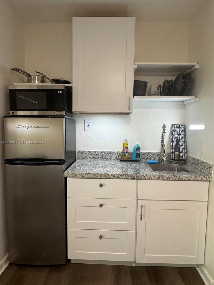 5639 Lincoln Street 3 — photo 8