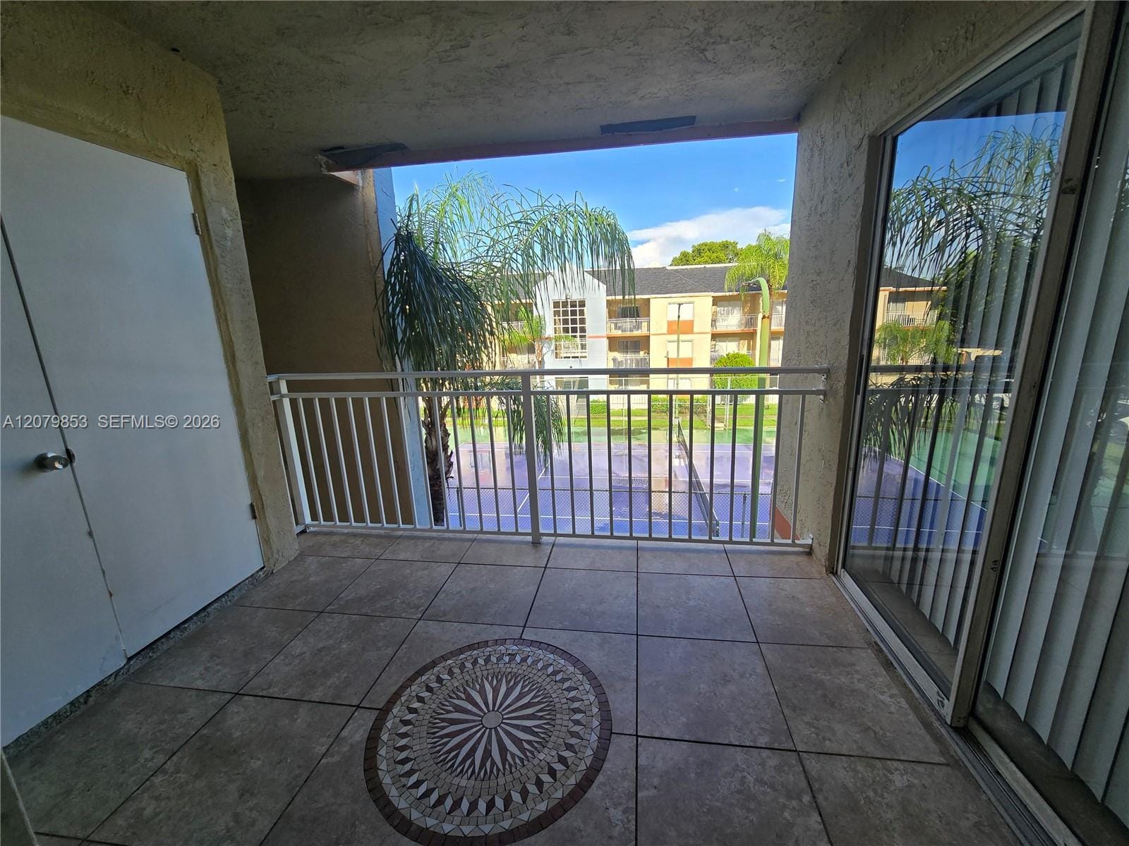 18860 NW 57th Avenue 305, Hialeah, FL 33015
