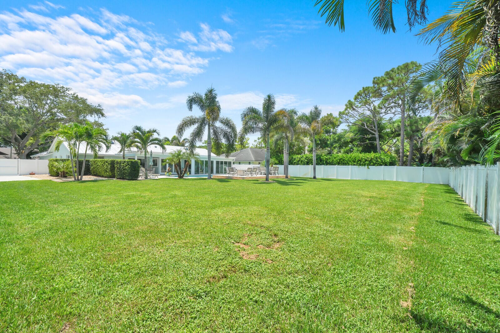6176 EAGLES NEST Drive, Jupiter, FL 33458 photo 12