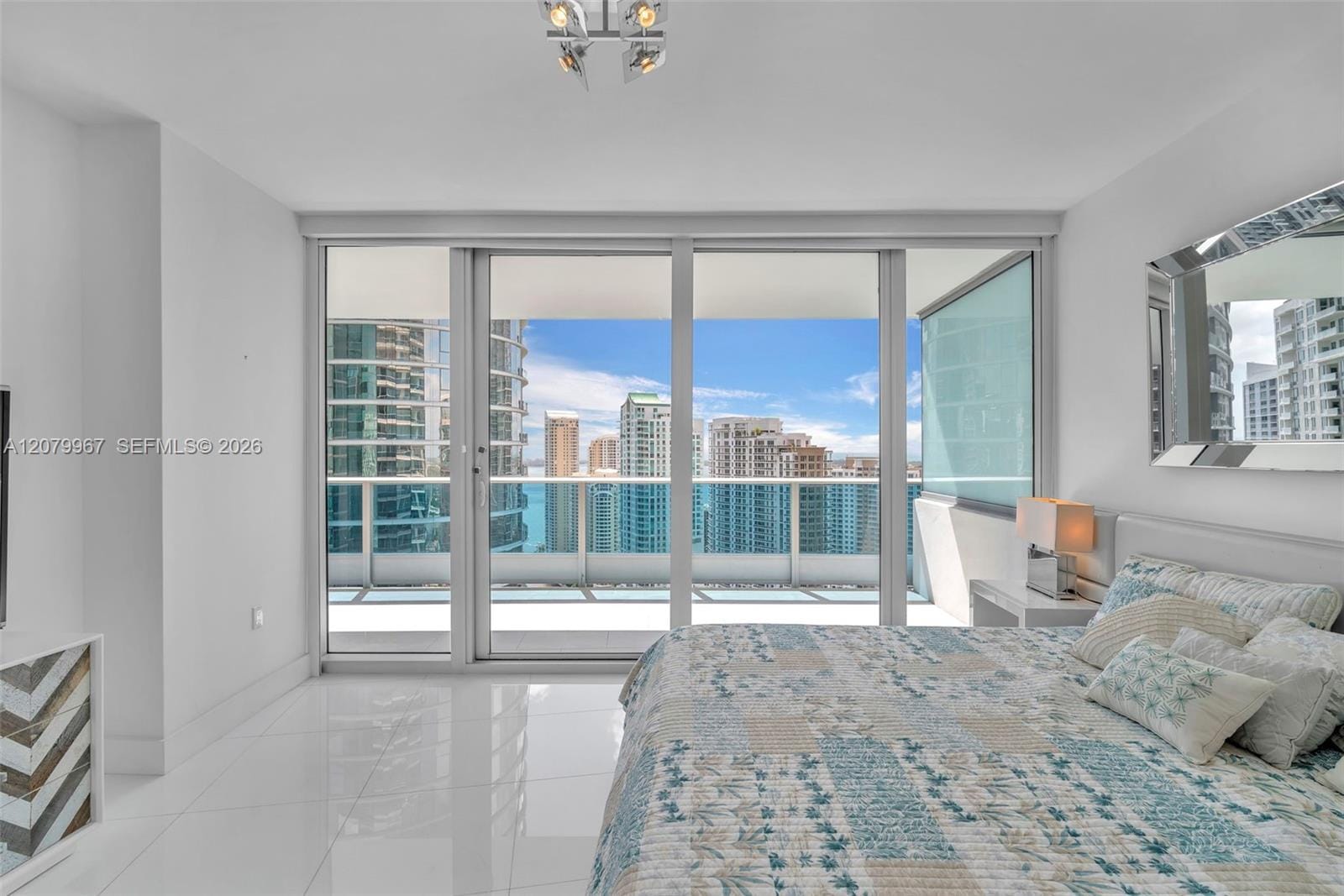 200 Biscayne Boulevard Way 3703, Miami, FL 33131 photo 25
