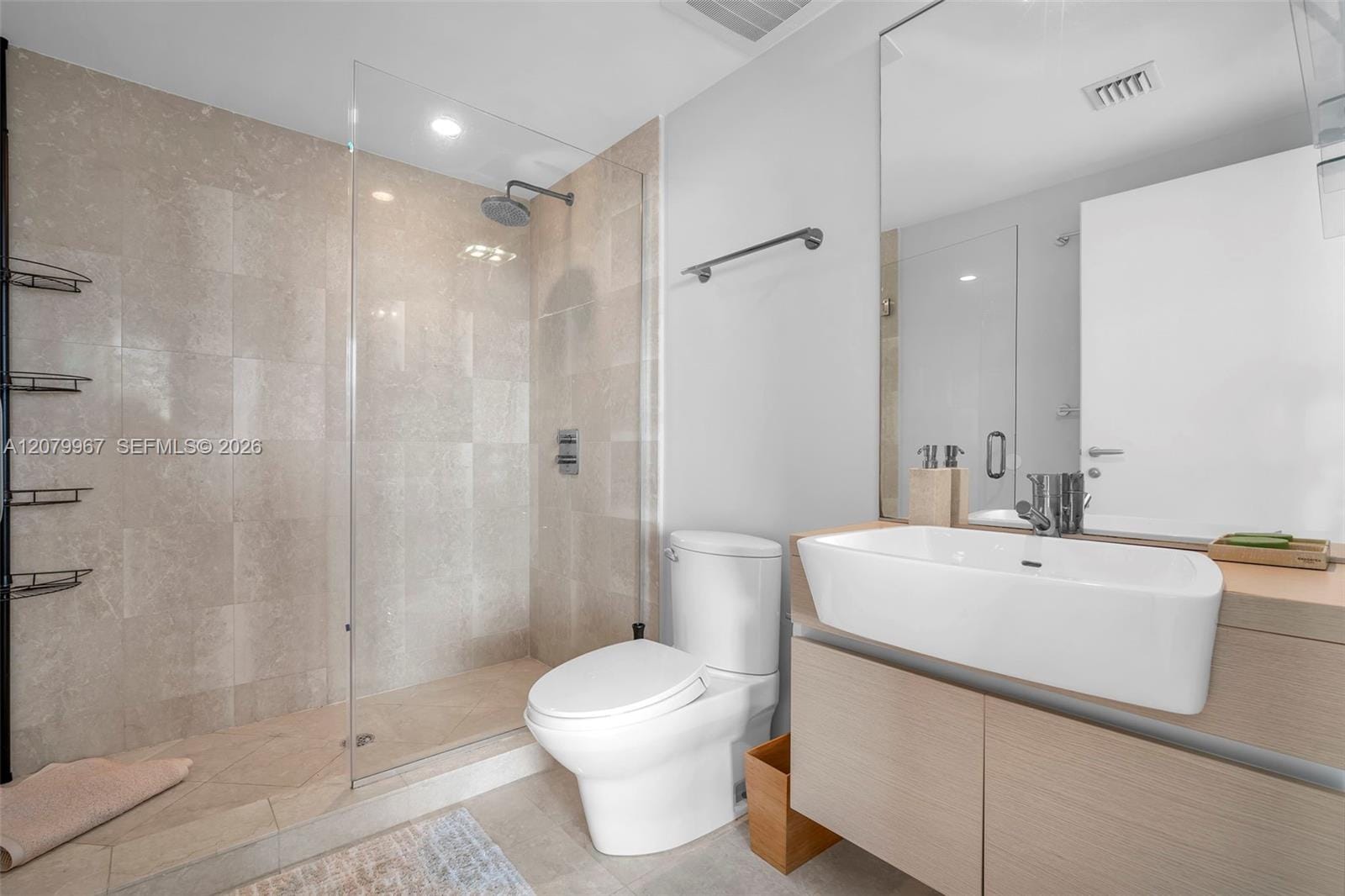 200 Biscayne Boulevard Way 3703, Miami, FL 33131 photo 26