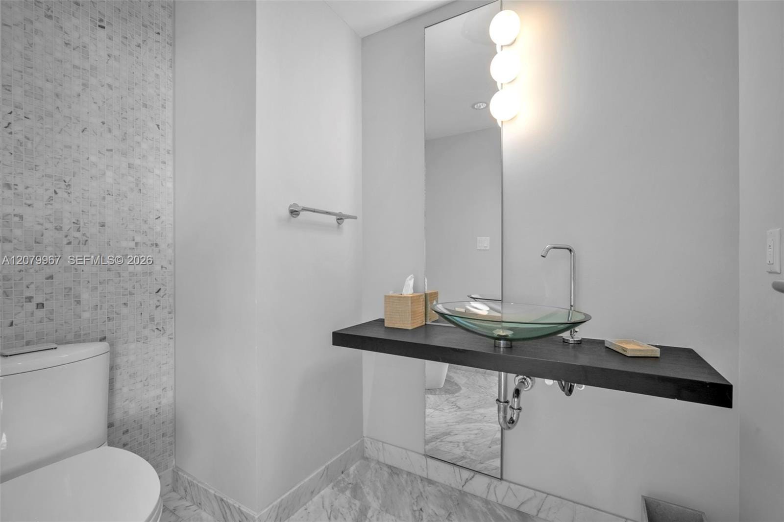 200 Biscayne Boulevard Way 3703, Miami, FL 33131 photo 28