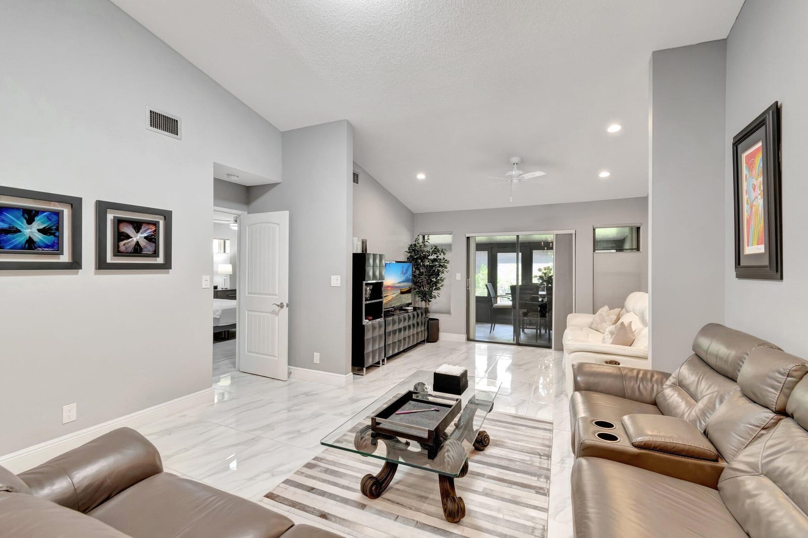 10927 DOLPHIN PALM Court A — photo 4