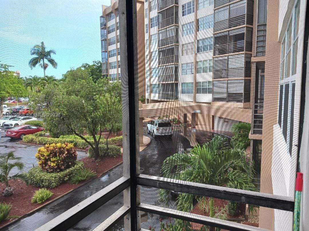 900 St Charles Place 213, Pembroke Pines, FL 33026 photo 29