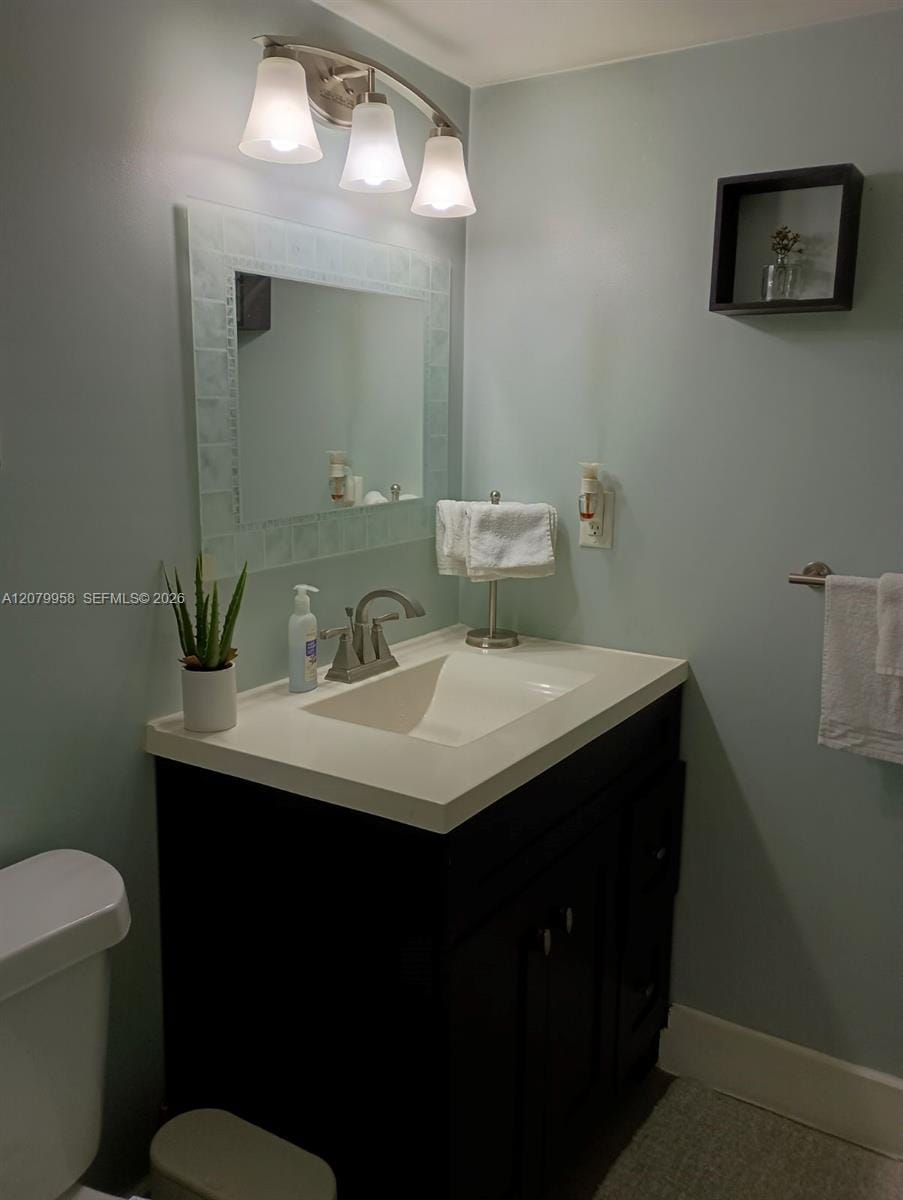 900 St Charles Place 213 — photo 5
