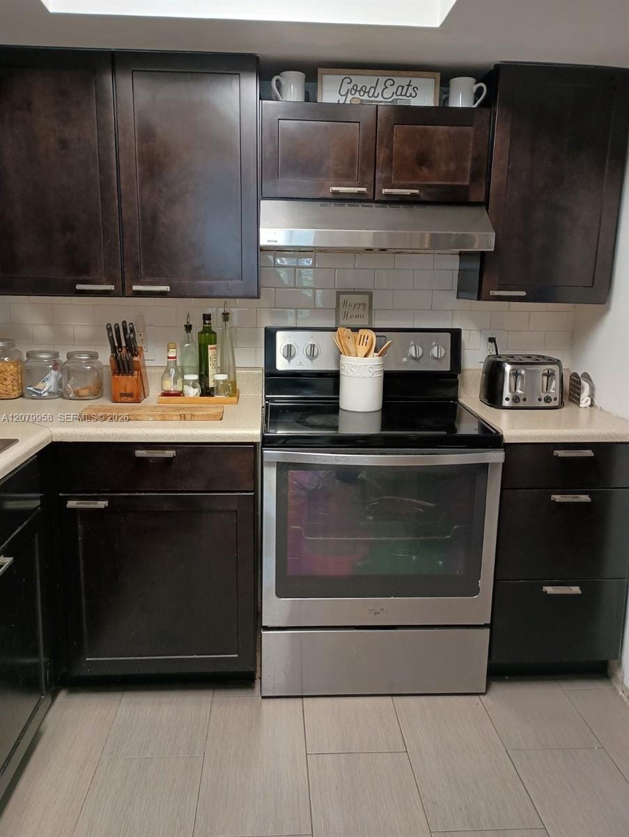 900 St Charles Place 213 — photo 9