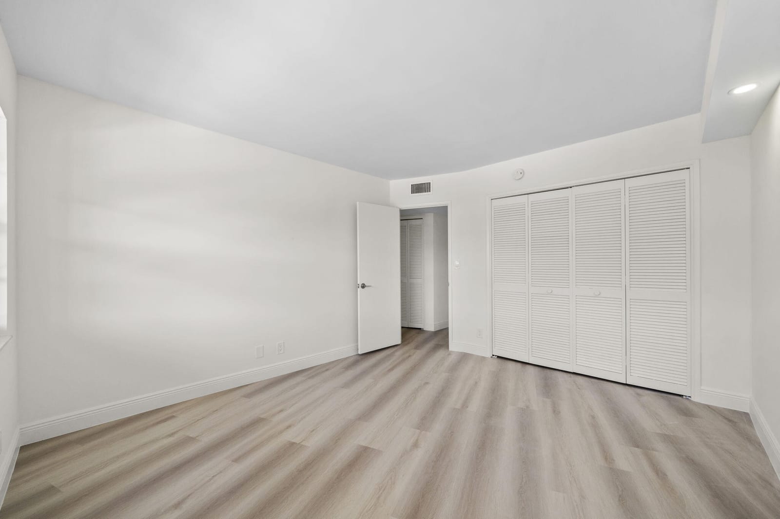 4020 W PALM AIRE Drive 408 — photo 11