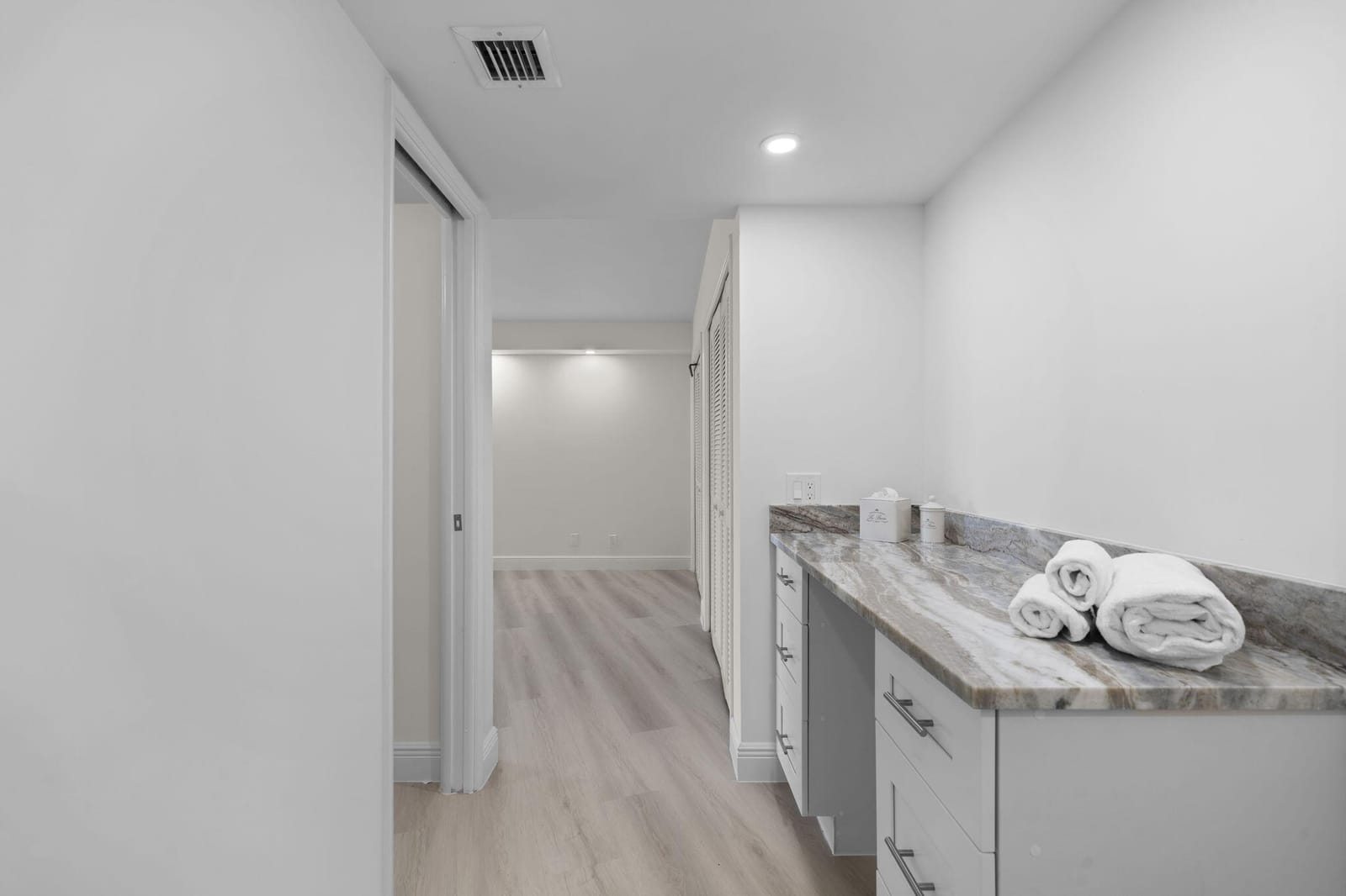 4020 W PALM AIRE Drive 408 — photo 8