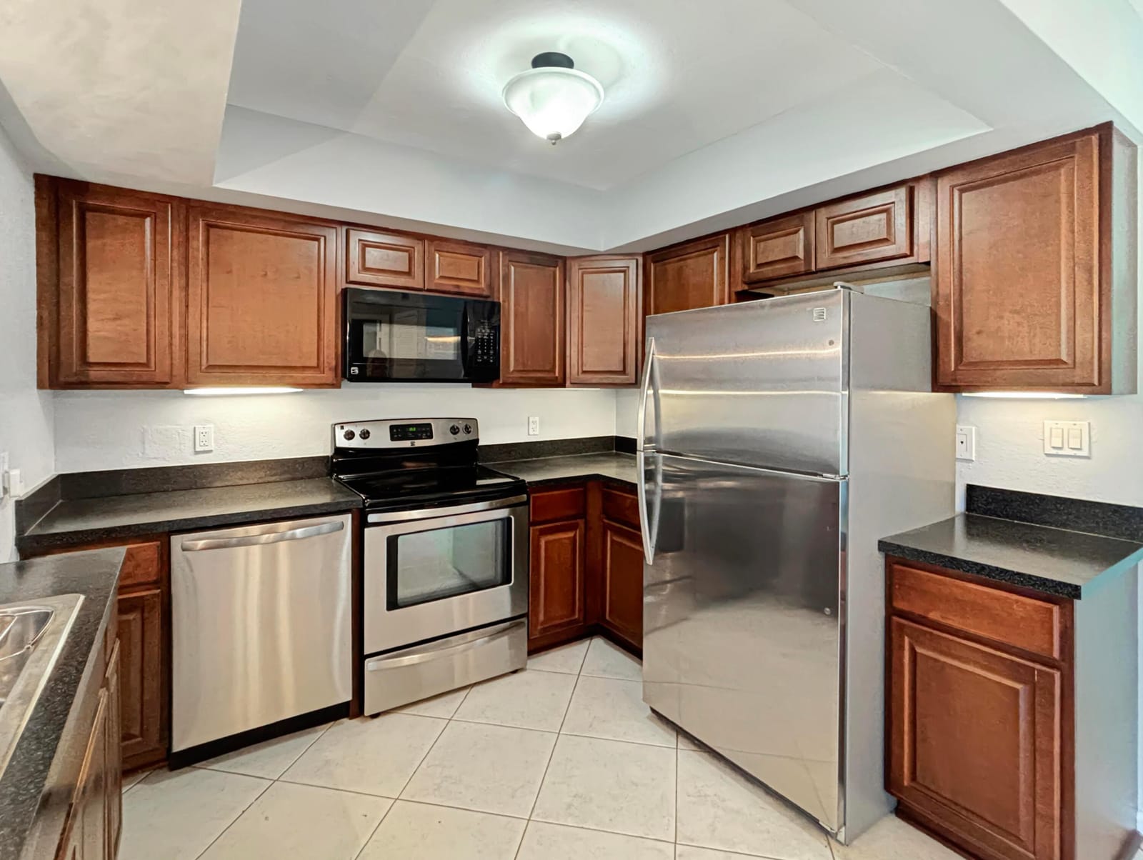 3154 Meridian Way S 6 — photo 5
